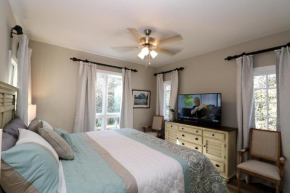 Renovated beauty with walk-in spa showers 6209P2